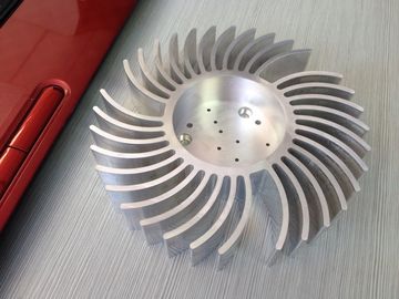 Métal en aluminium adapté aux besoins du client de commande numérique par ordinateur usinant avec le service rapide de prototype, taille adaptée aux besoins du client fournisseur